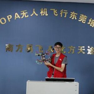 黎明煒